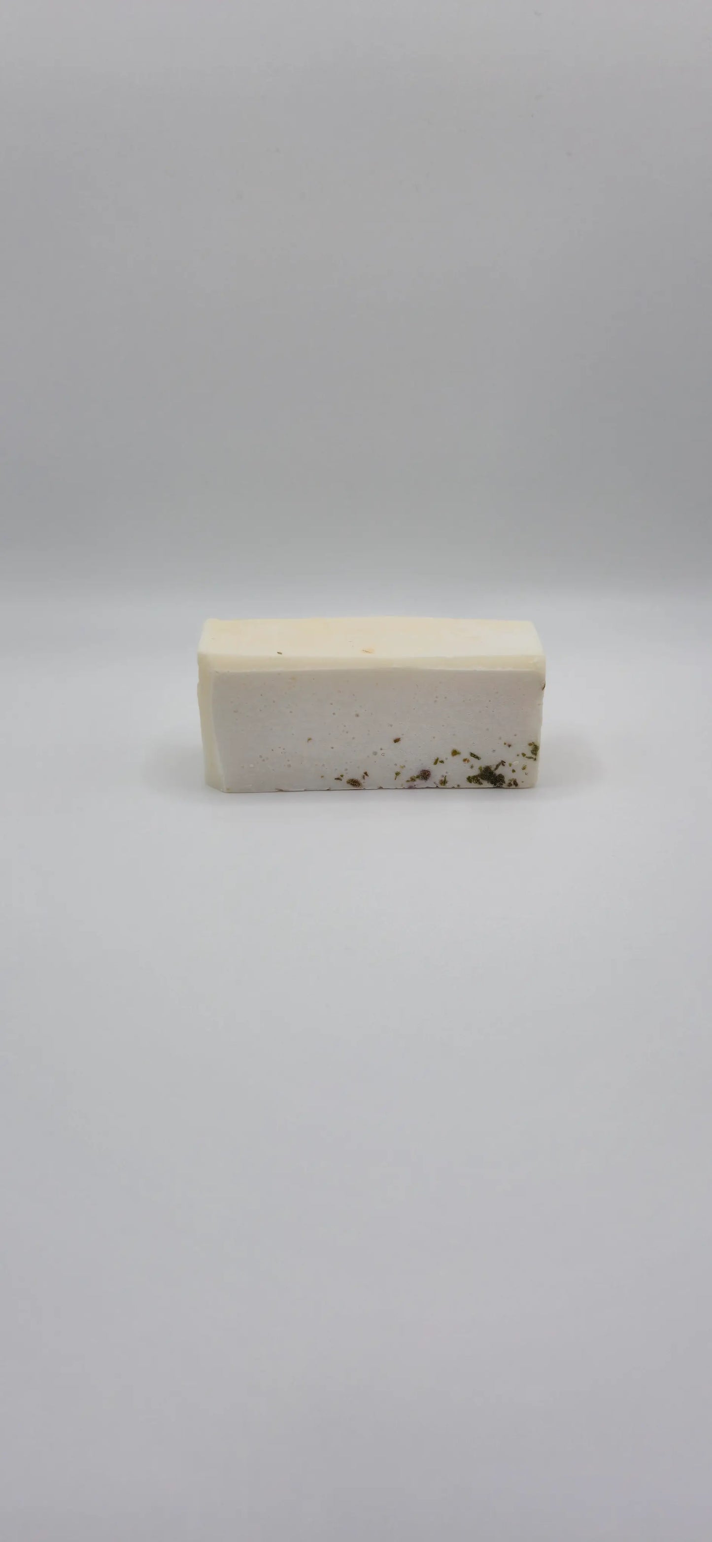 Savon Artisanal au Chanvre et à la Verveine Citronnée EstrelaCBD